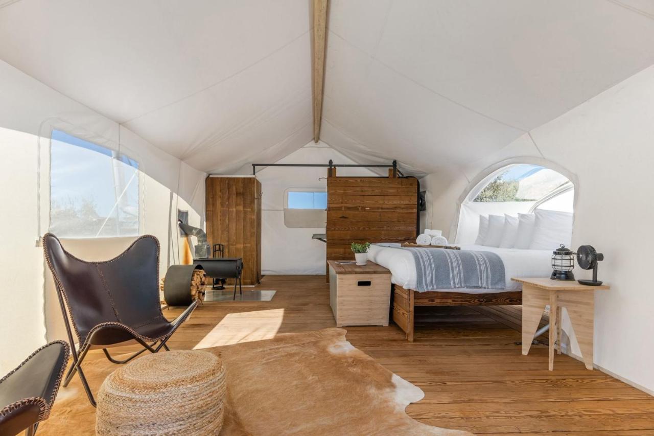 Under Canvas Zion Virgin Luaran gambar
