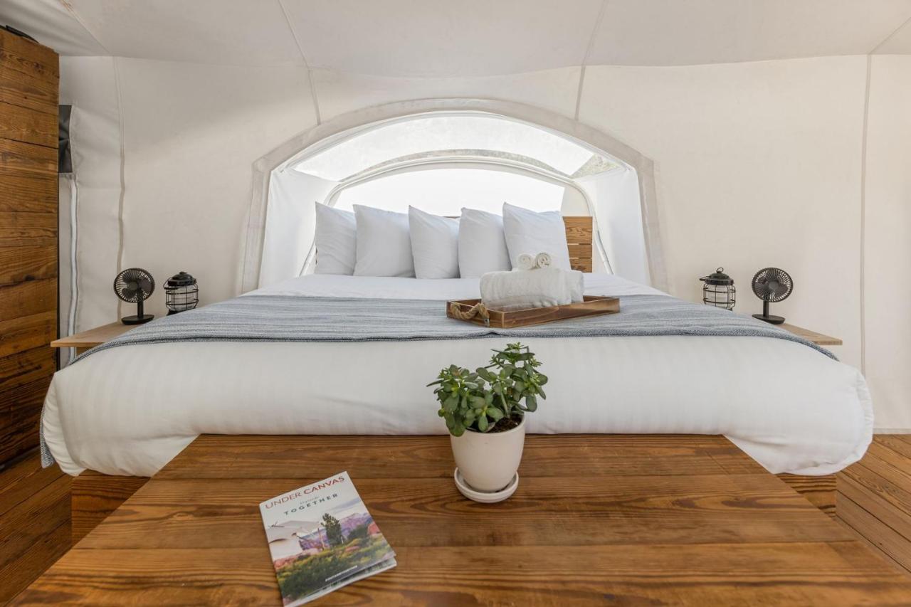 Under Canvas Zion Virgin Luaran gambar